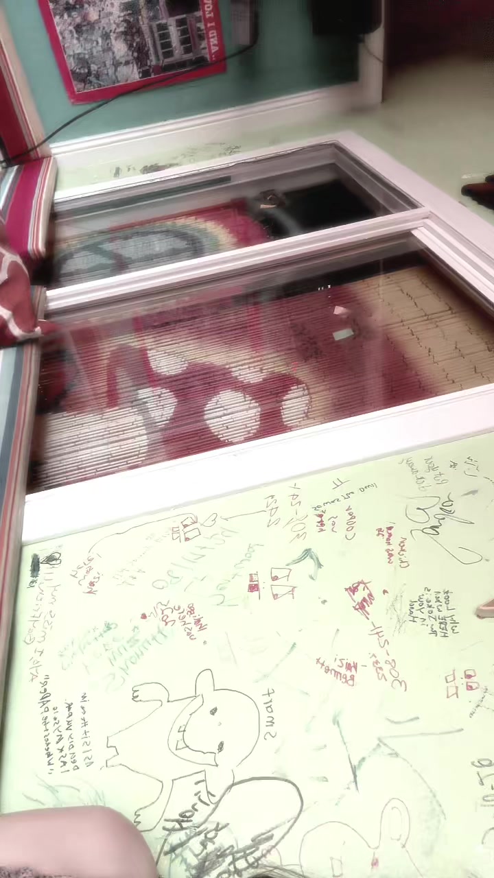 @Koi