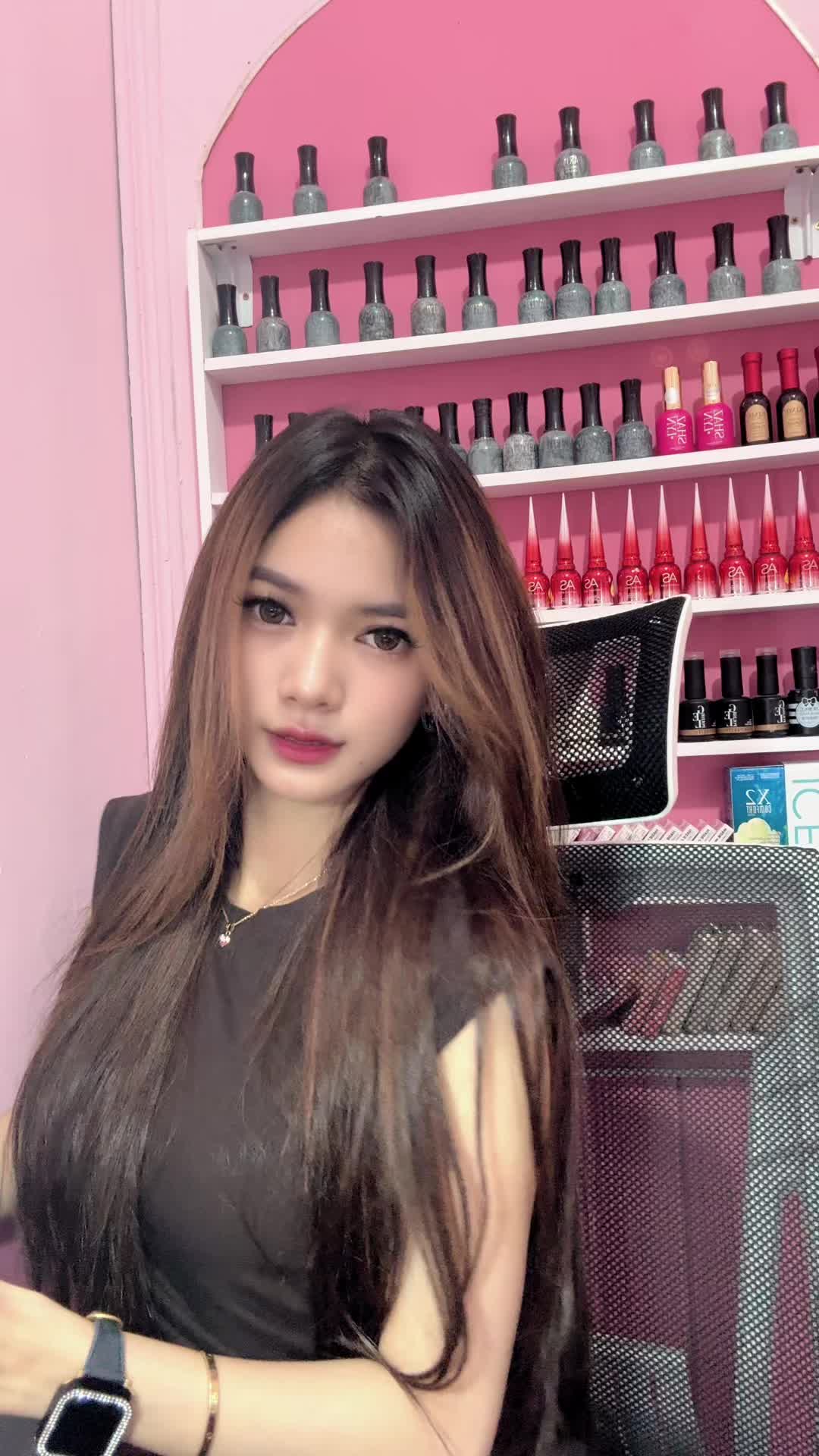 @Bby_Ais