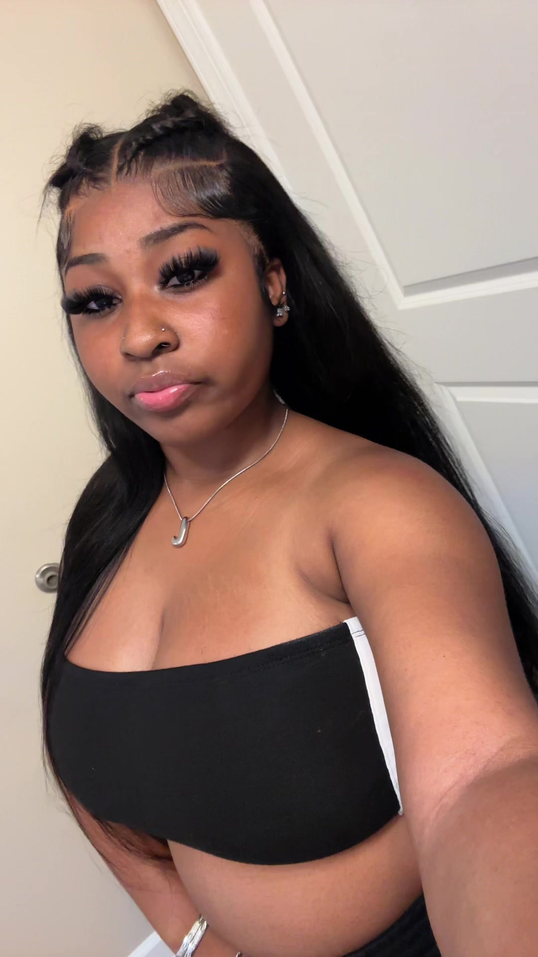 @1lijayla