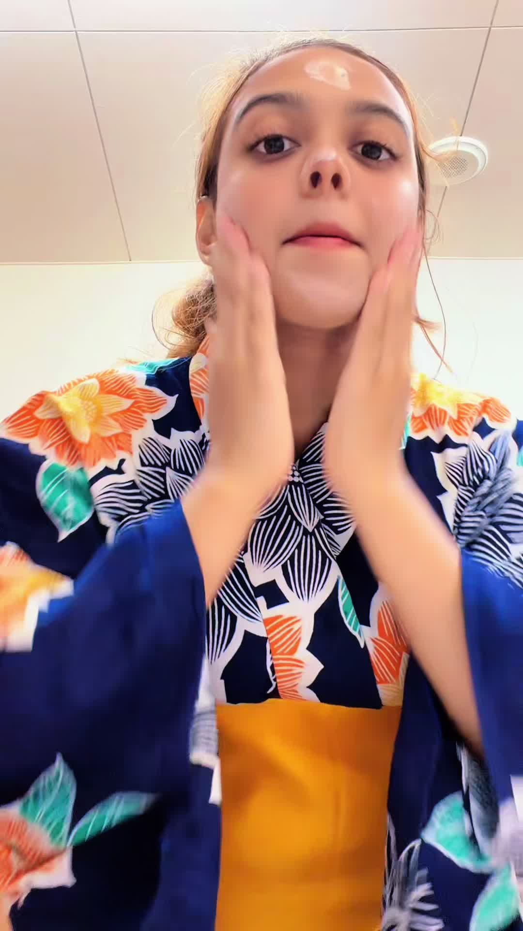@🎌 𖤐K&Lambda;VI D&Xi;NZ 𓆩♡𓆪