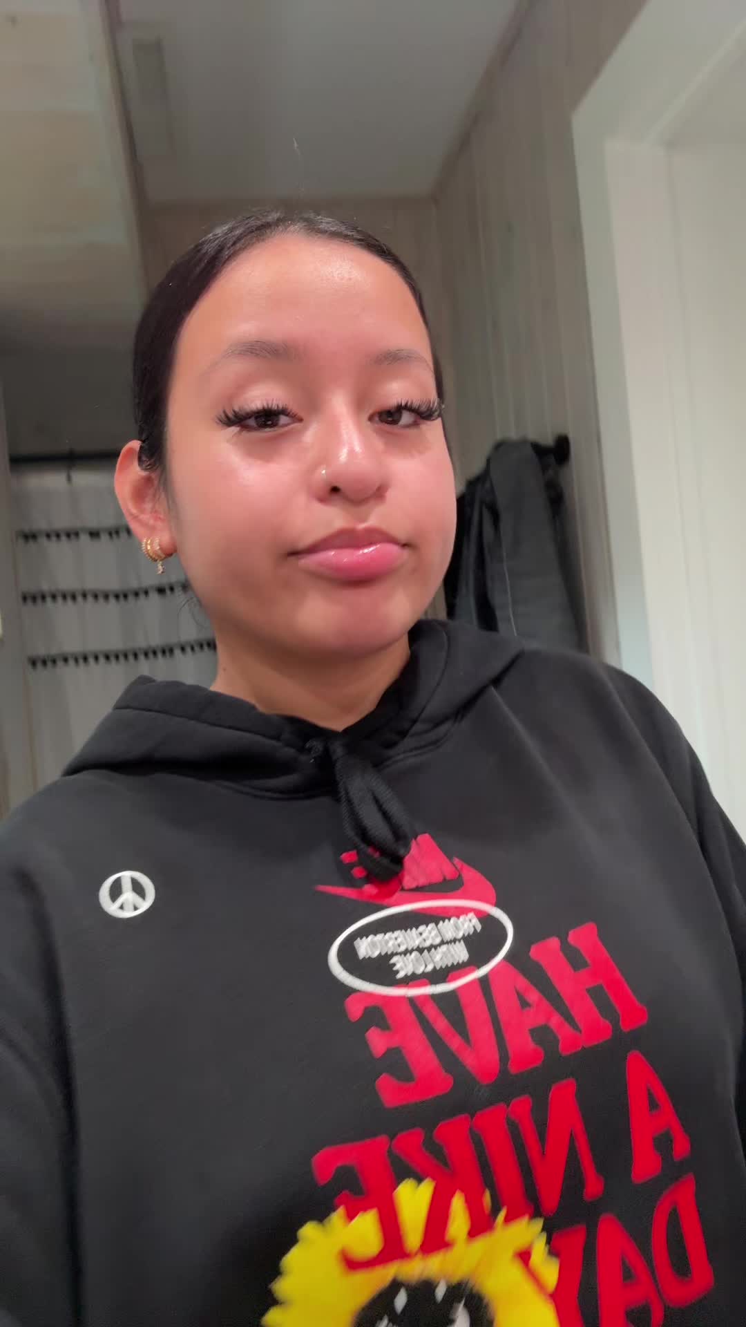 @ava<3