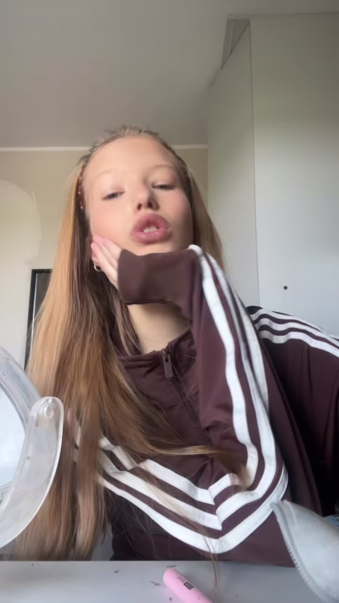 @inez
