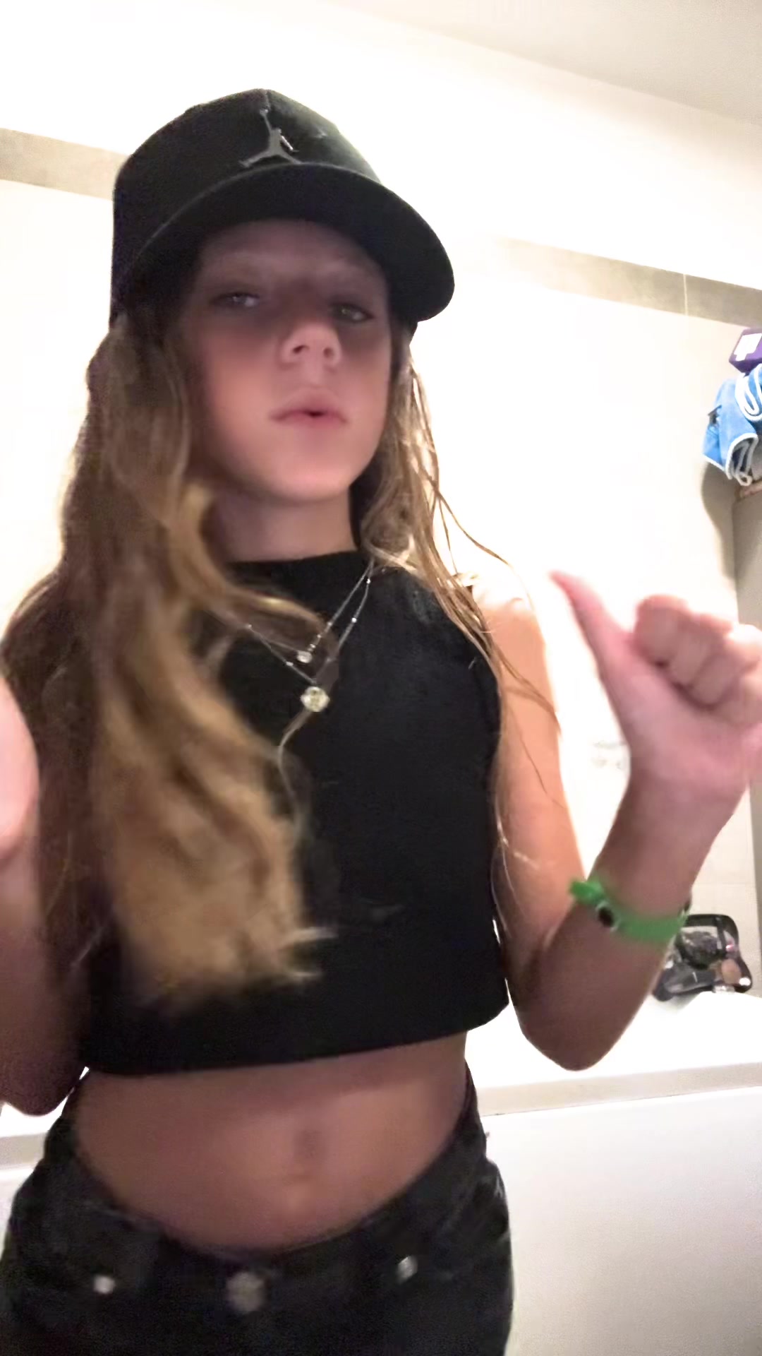 @✌️💋