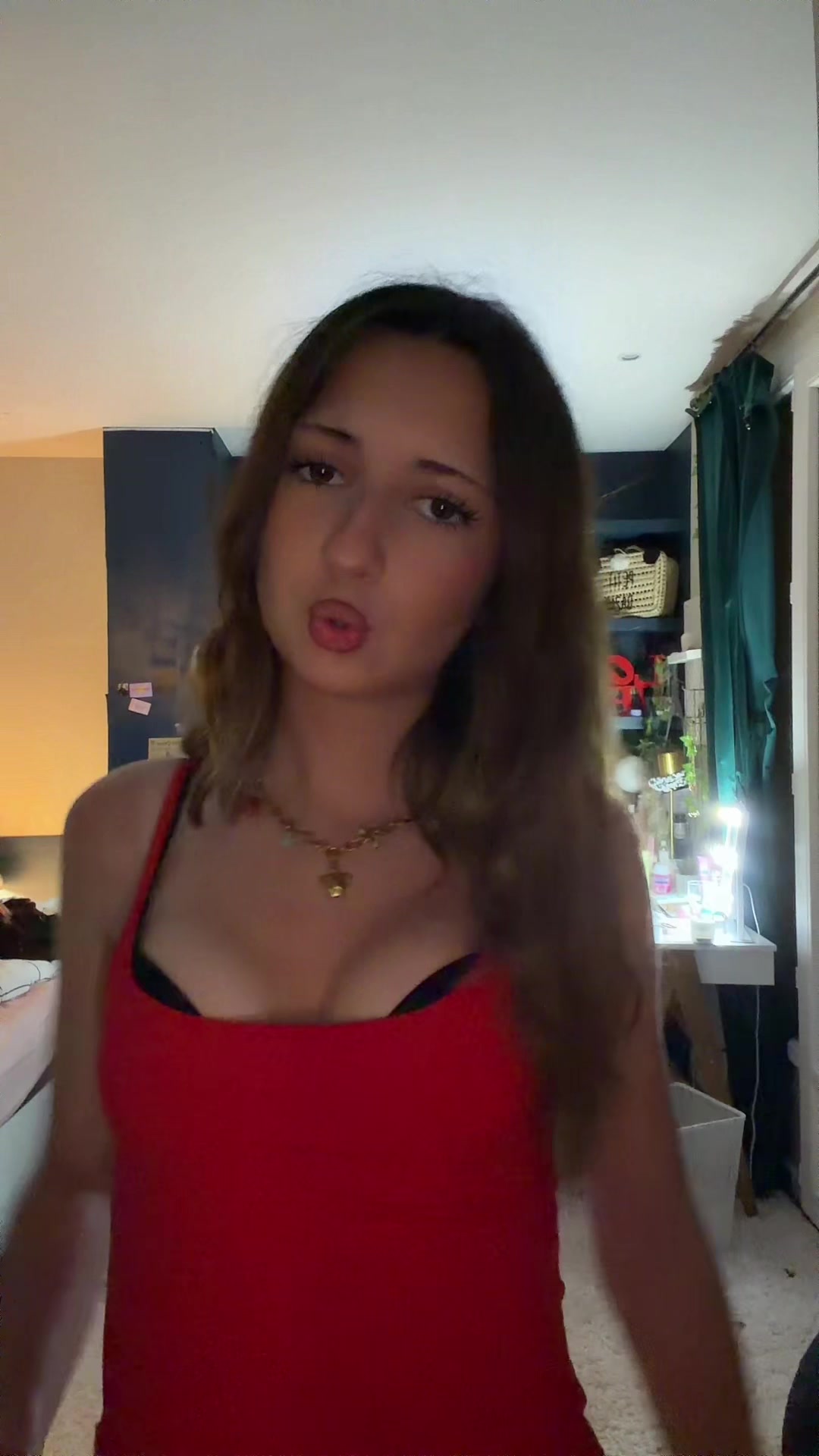 @𝐈𝐧𝐞̀𝐬🧘&zwj;♀️