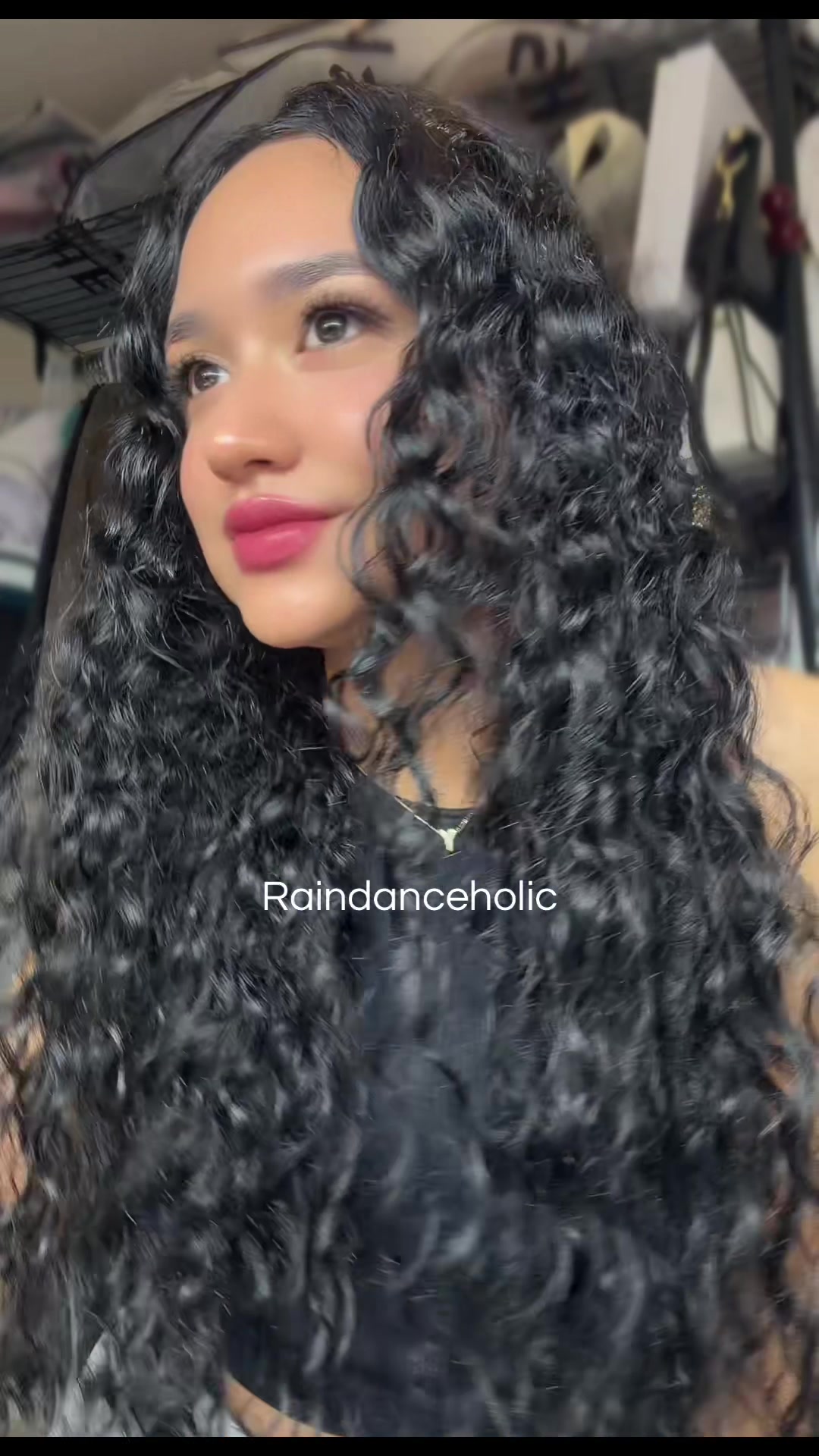 @yanelinicole