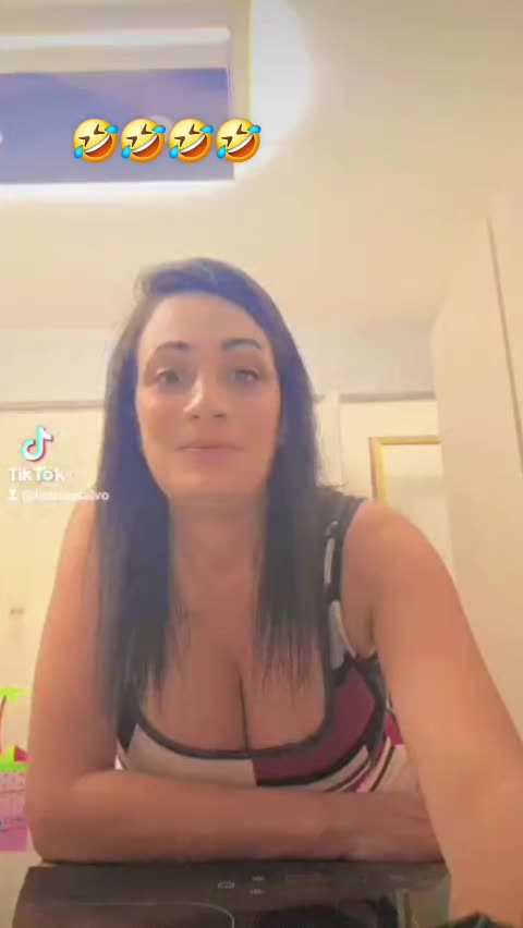 @luanaesalvo