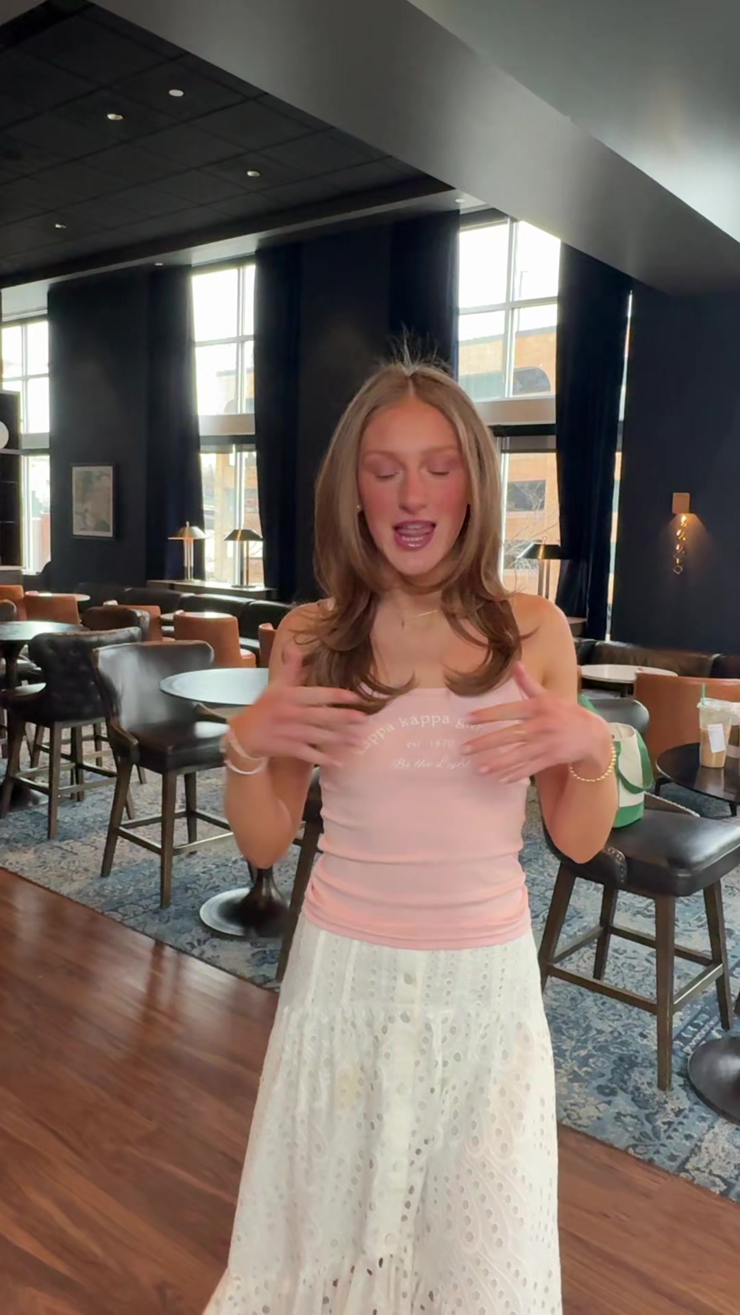@Sophia