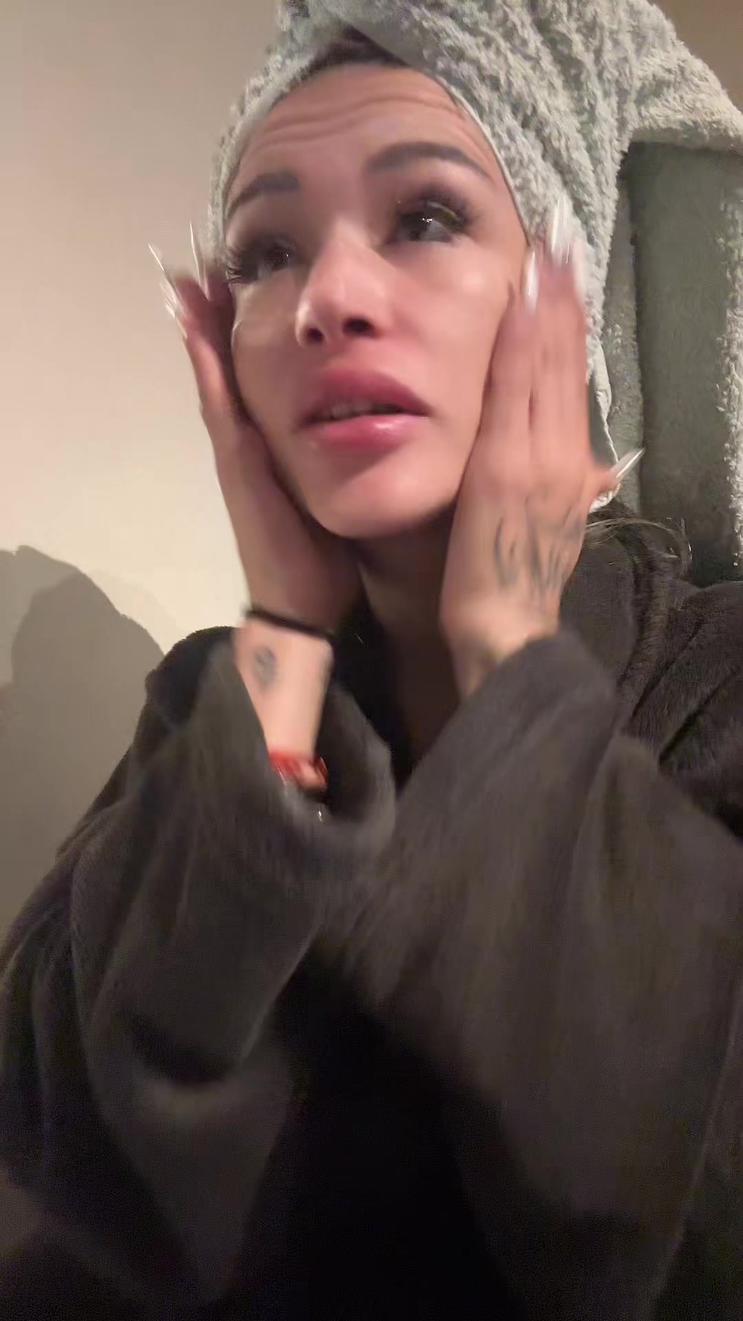 @𝐀𝐋𝐈𝐍𝐀.