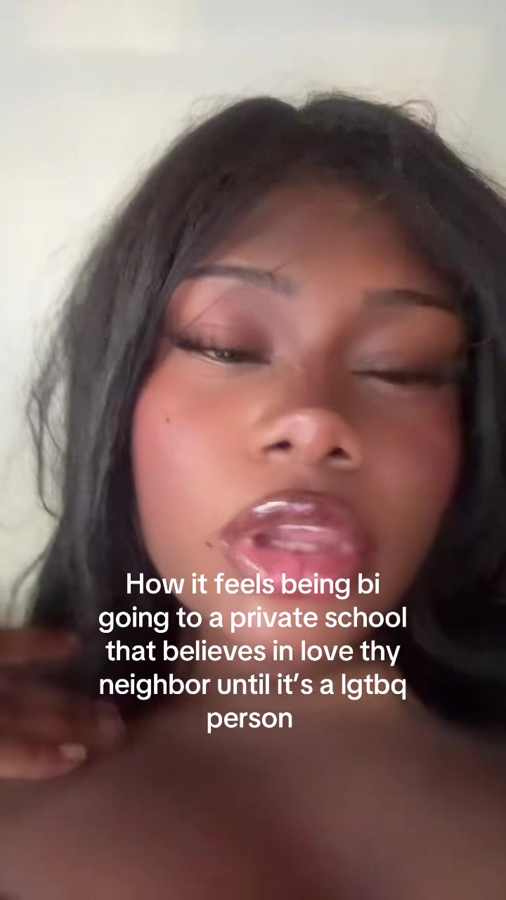 @danisaur0us