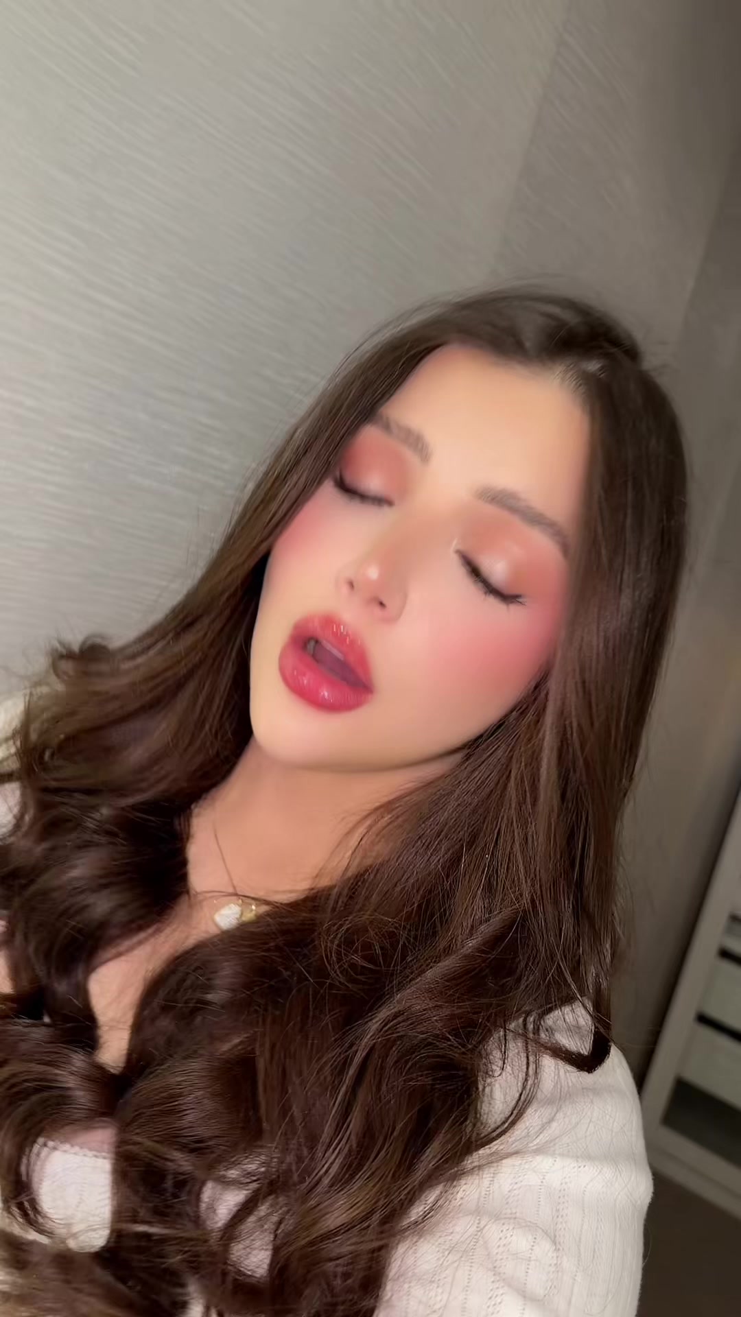 @Sof&iacute;a Brano