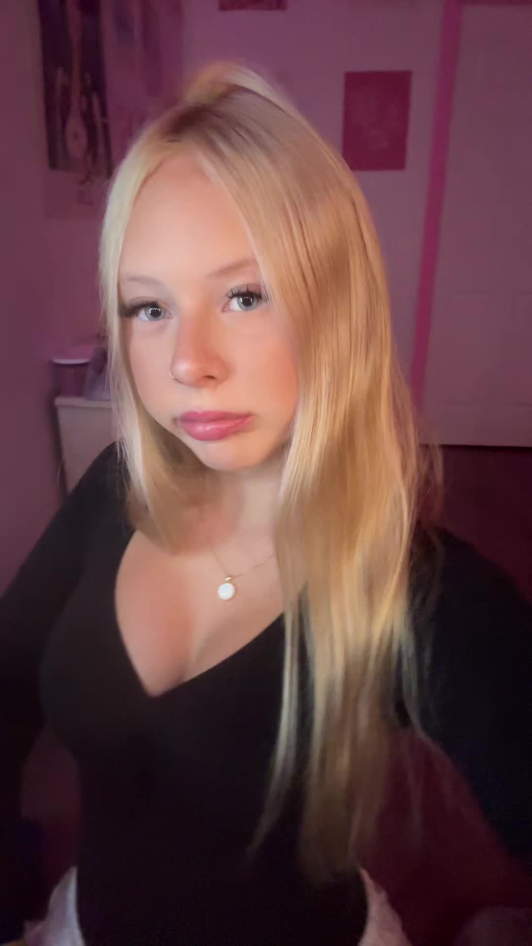 @𝕃𝕚𝕝𝕝𝕪🙈