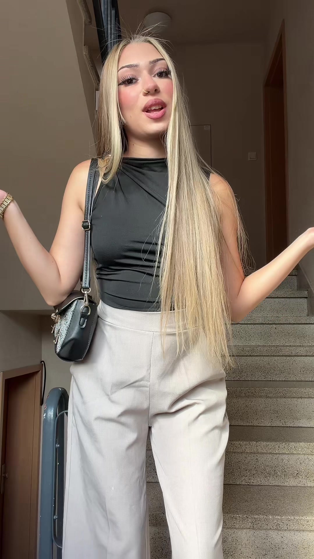 @g