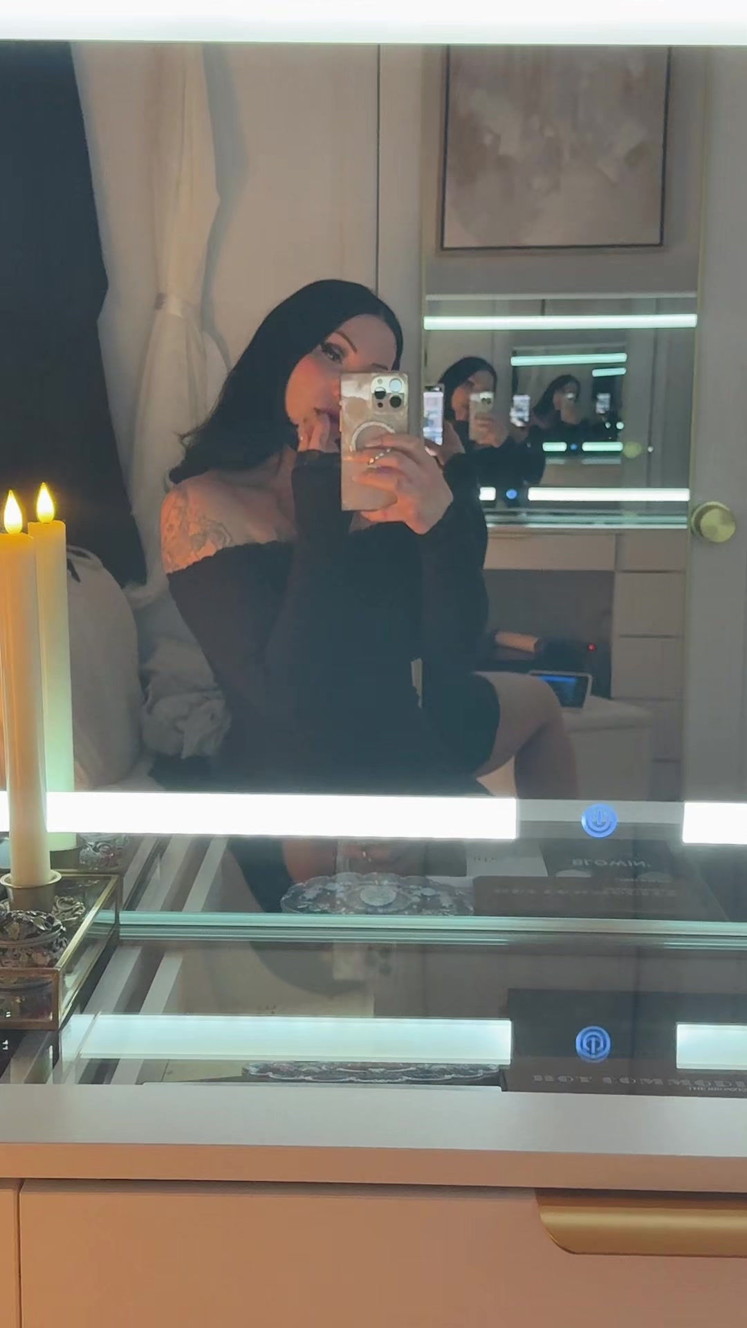 @vexxaxo
