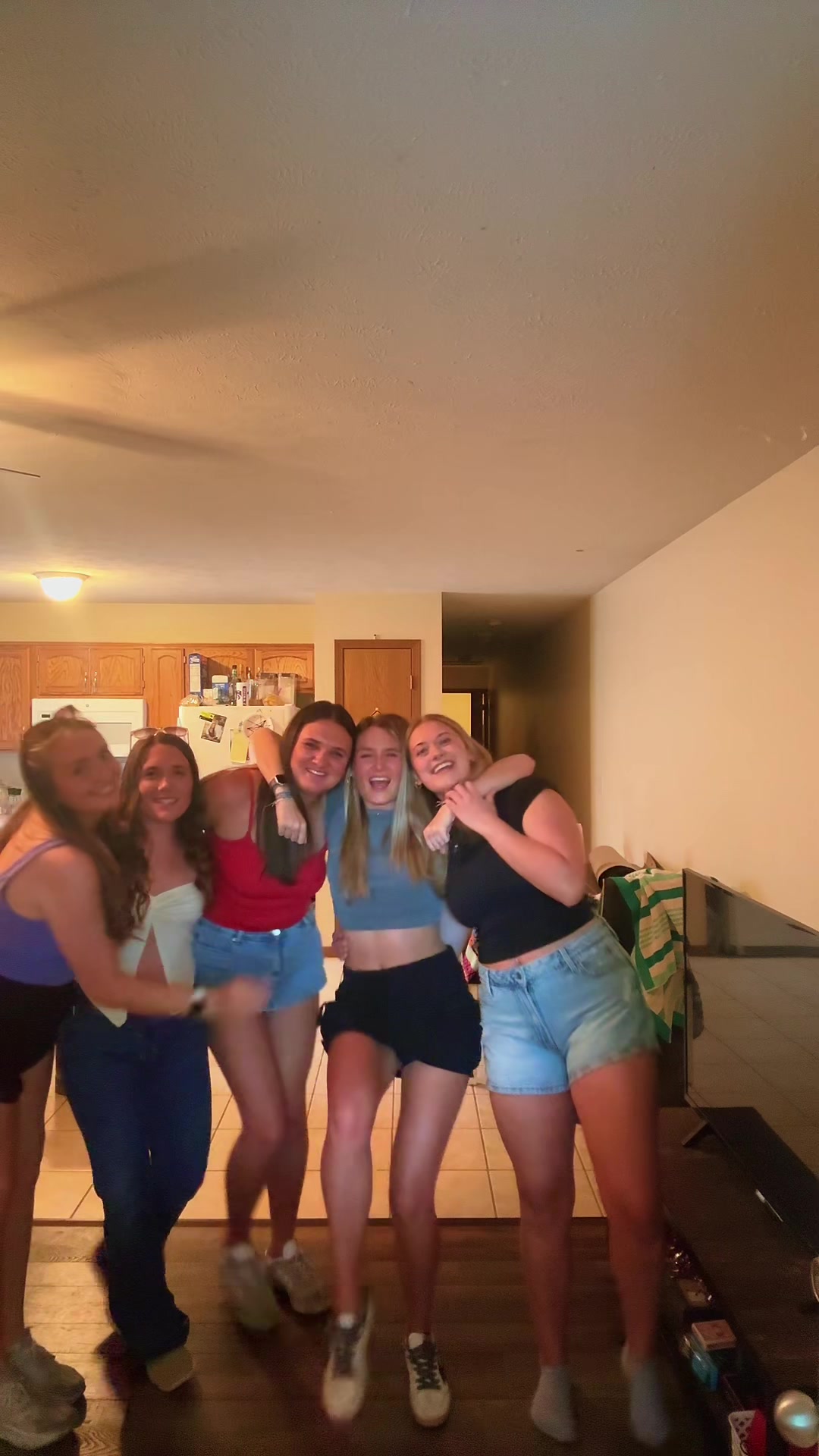 @Ava Keller