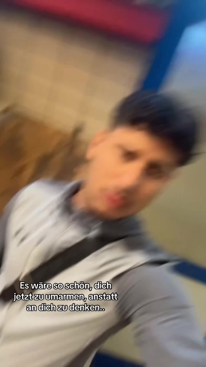 @D E L O