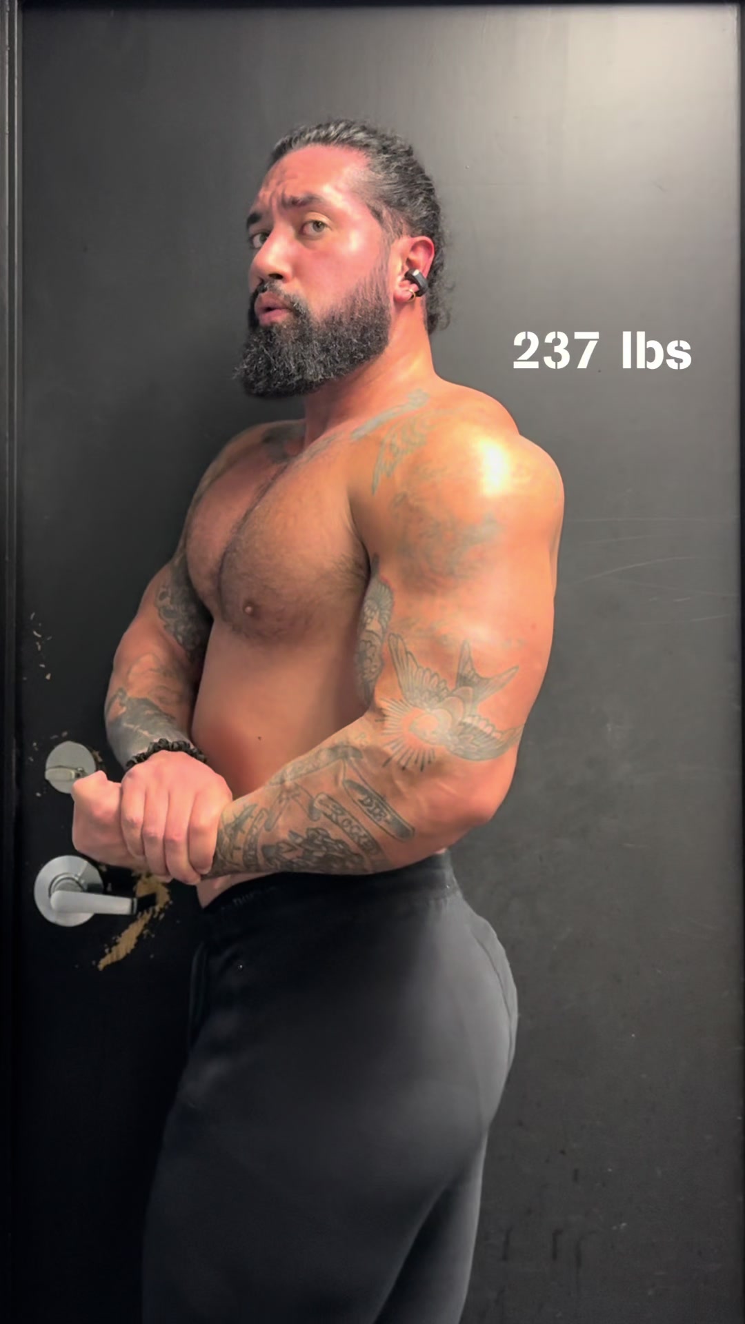 @JayR.90
