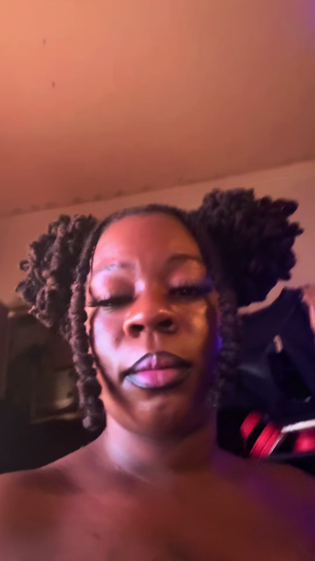 @Tiffy