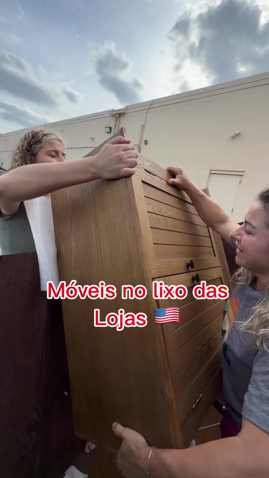 @Adeline Camargo