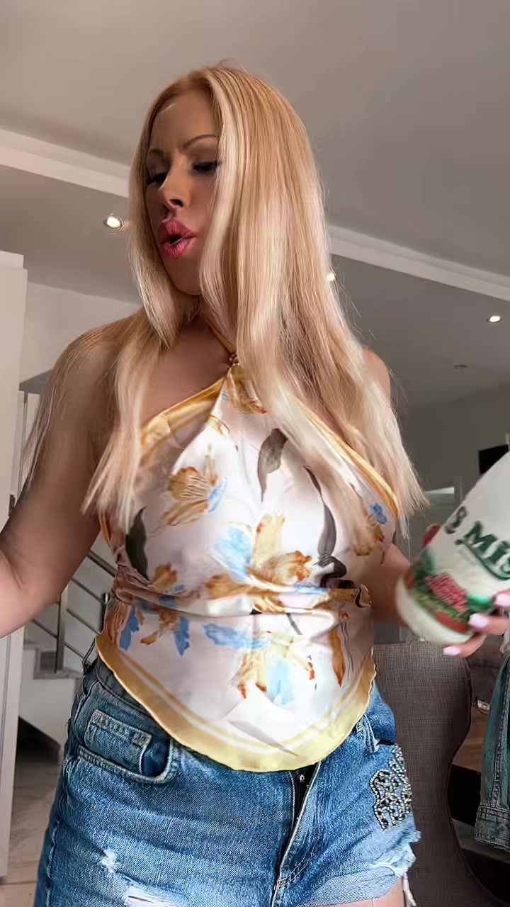 @Jessicax