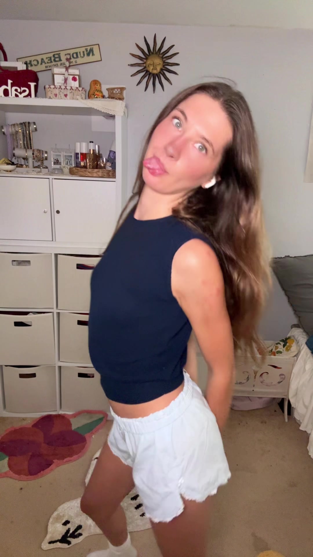 @isabella