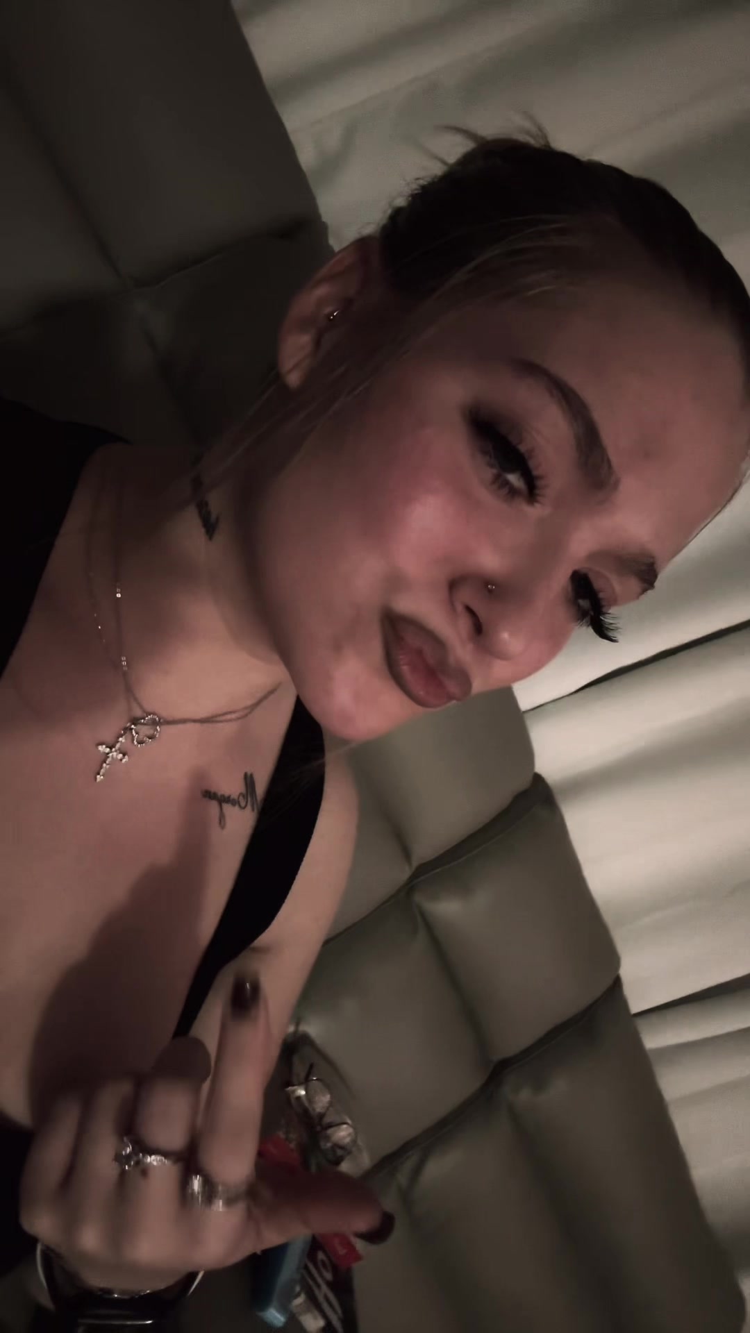 @0liviaa_