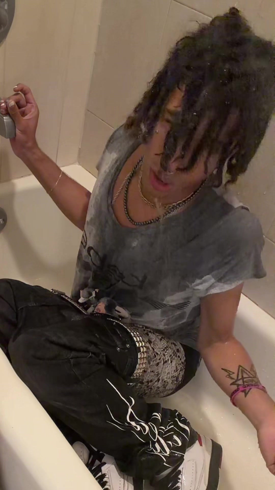 @Cally