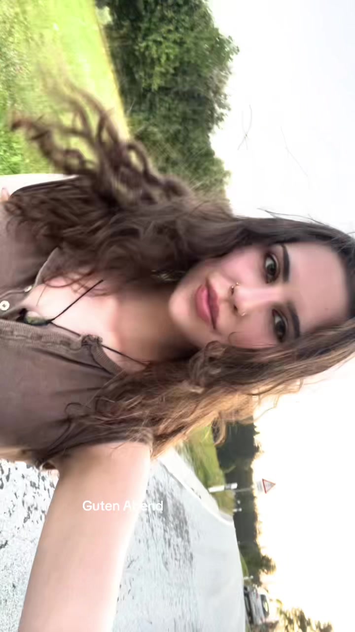 @Ameliamakaruk_