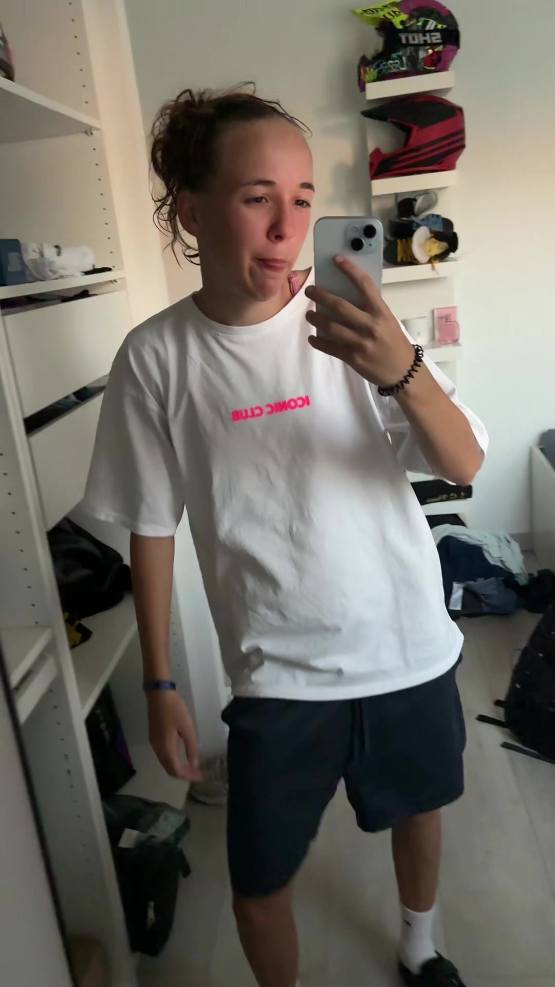 @𝐜𝐥𝟒𝐫𝐚.😶&zwj;🌫️