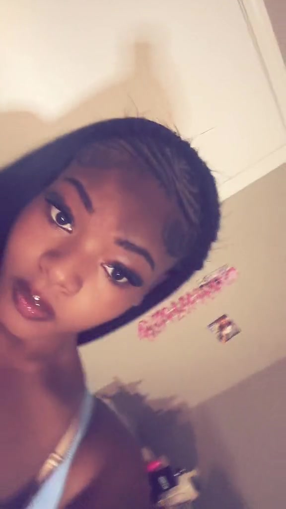 @Theerealgoldengirlyyy