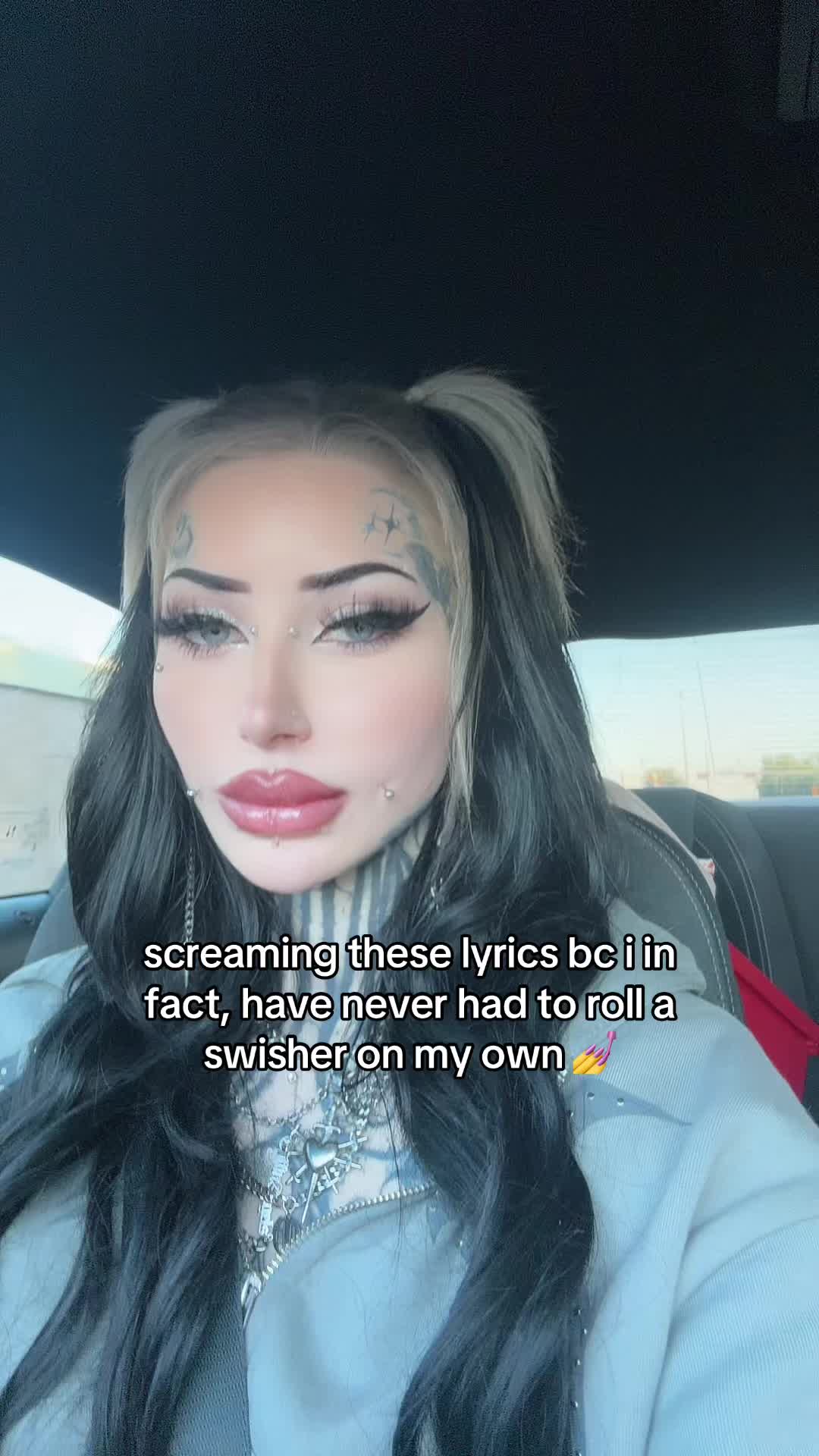 @xocoffinshorty