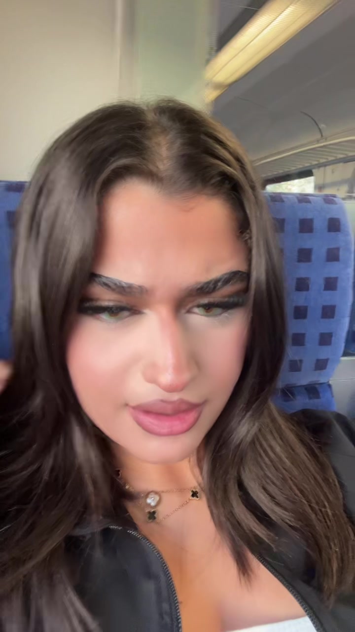 @Hasiba💋