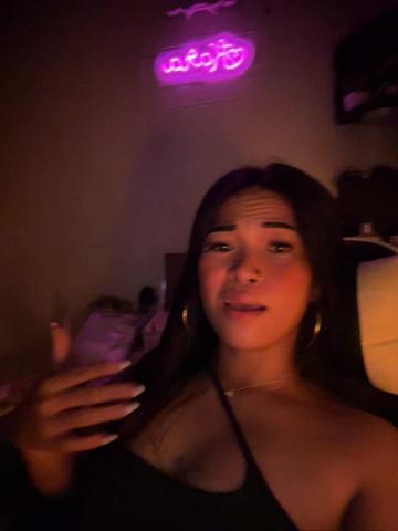 @KaraMia
