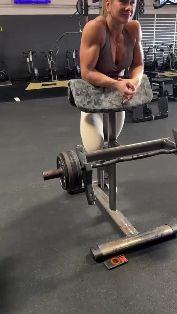 @Muscu girl alpha