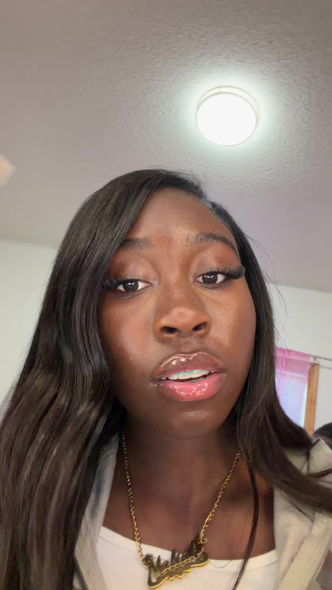 @liahbanksssmain
