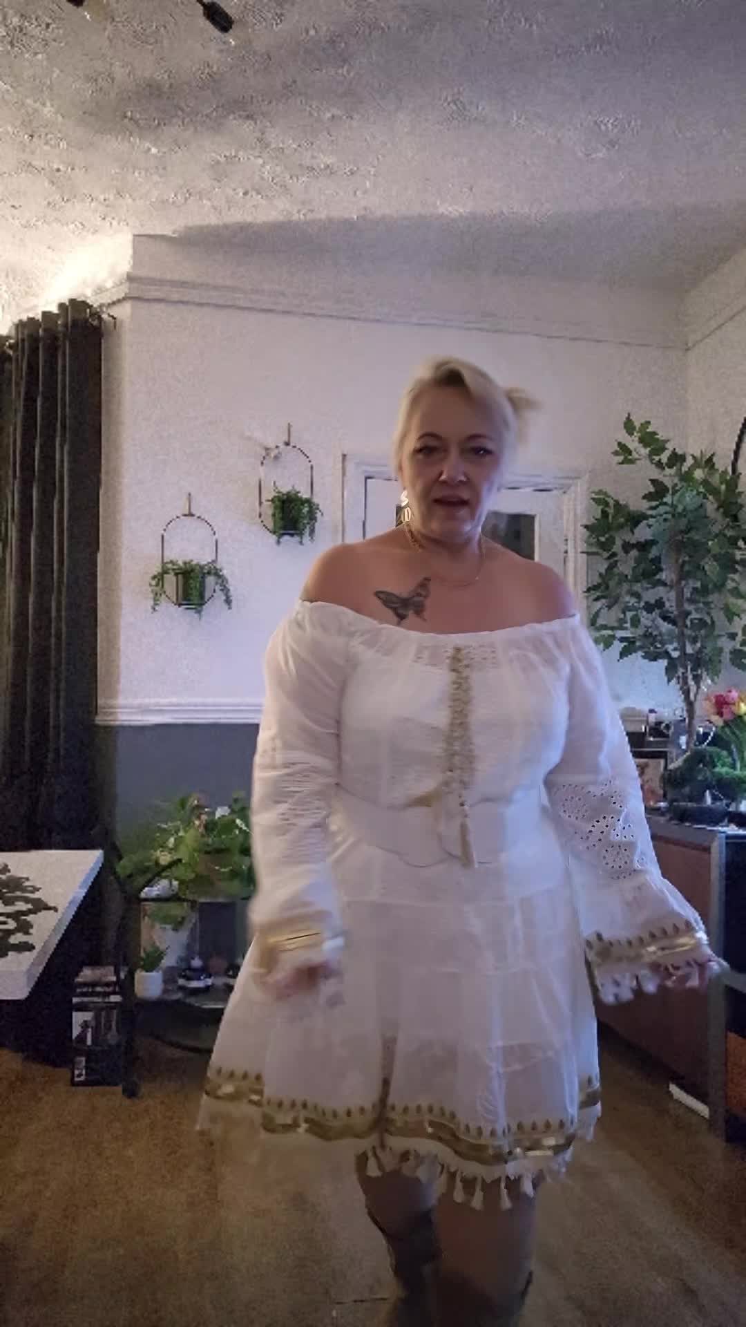 @Elaplussize50