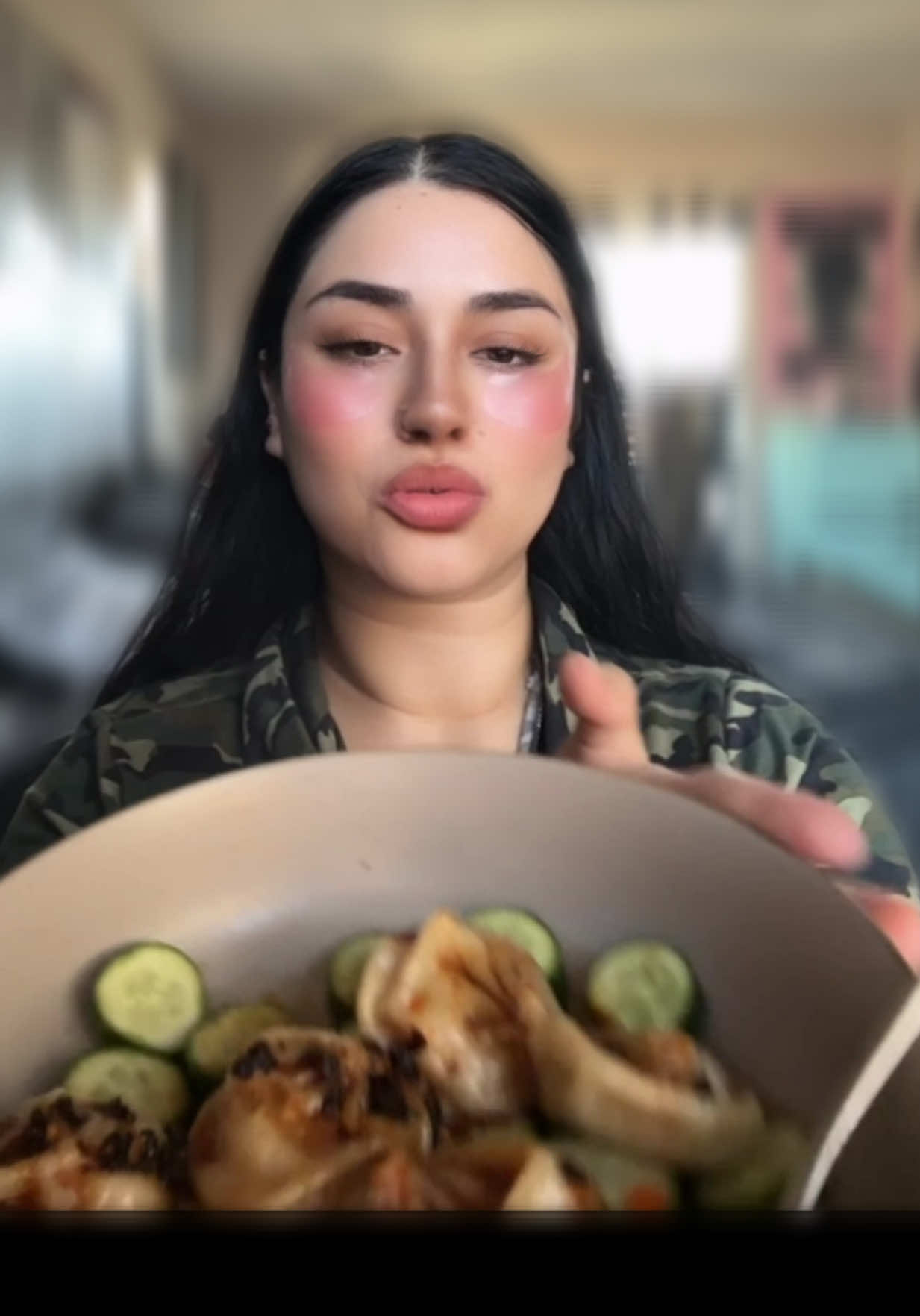 @Glashesbby🏳️🌈👩🏻🍳