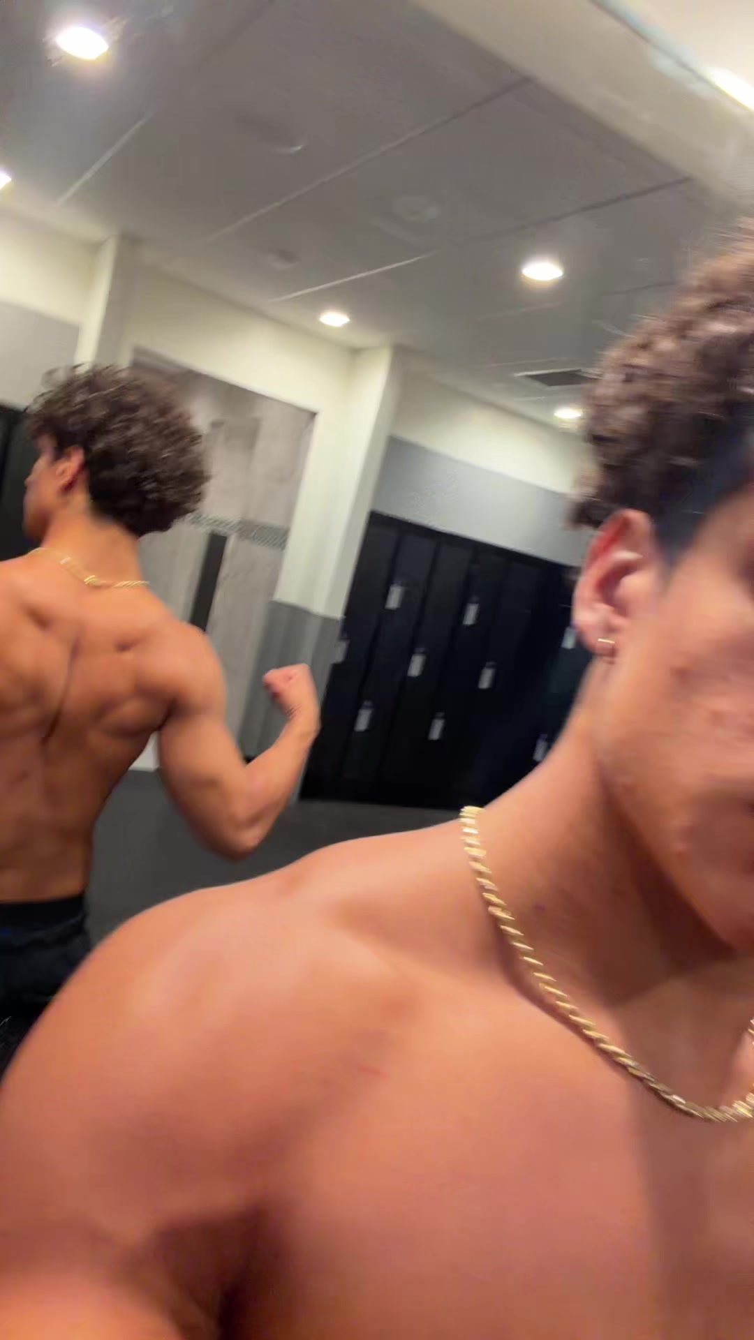 @zatarinomari