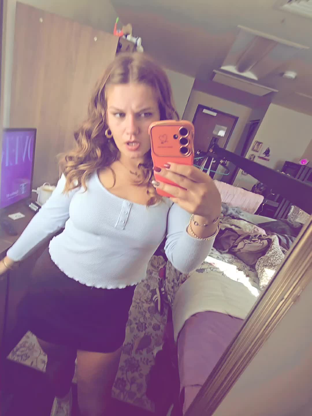 @ava™