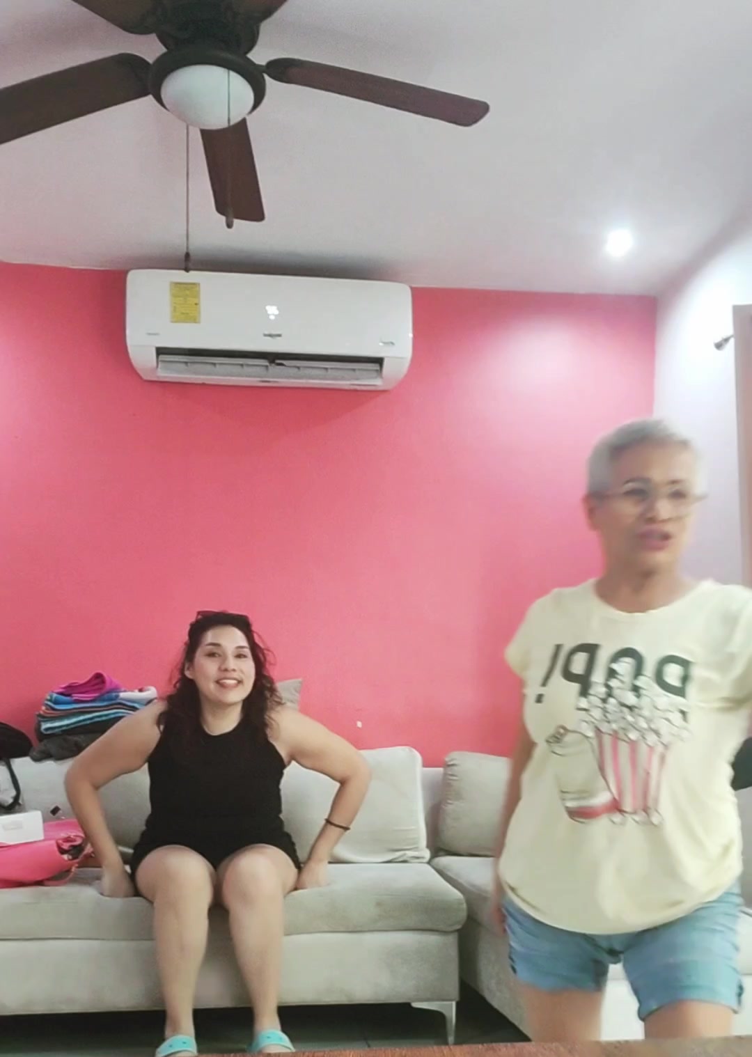 @Delycia