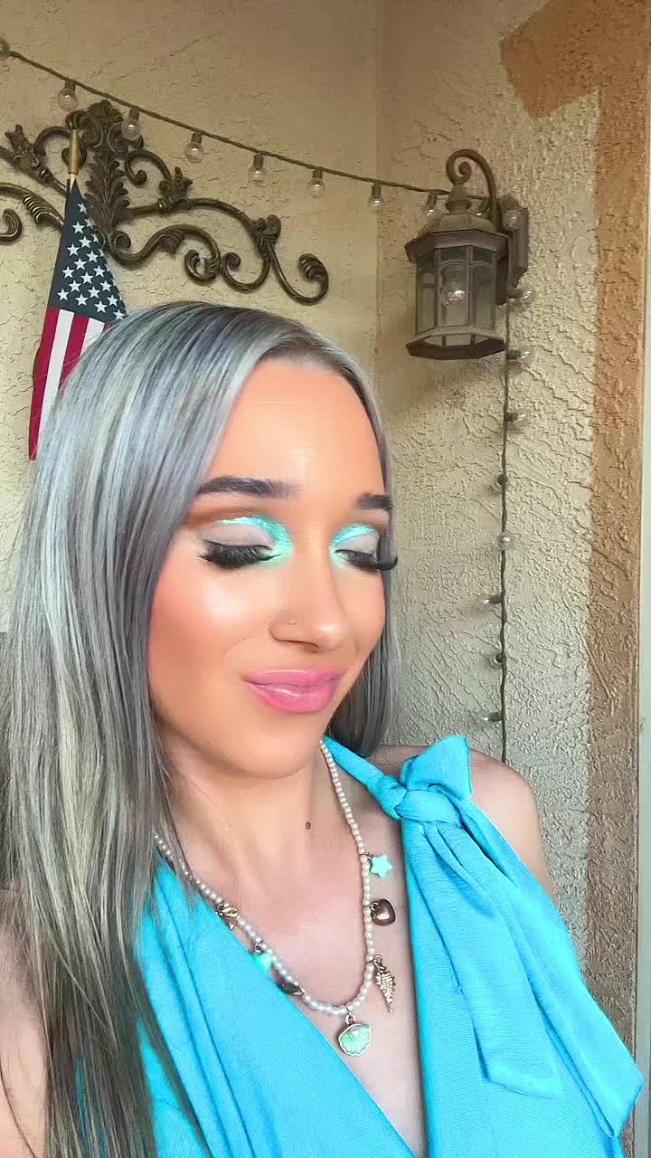 @Adriana