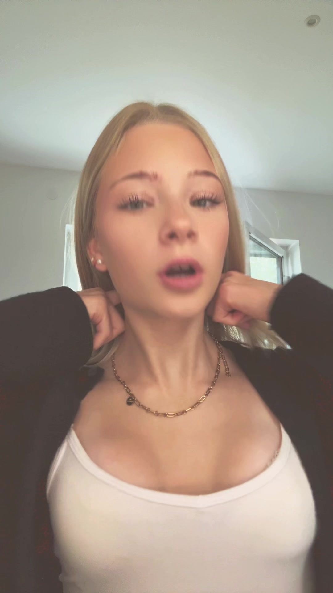 @chiara.c.ava