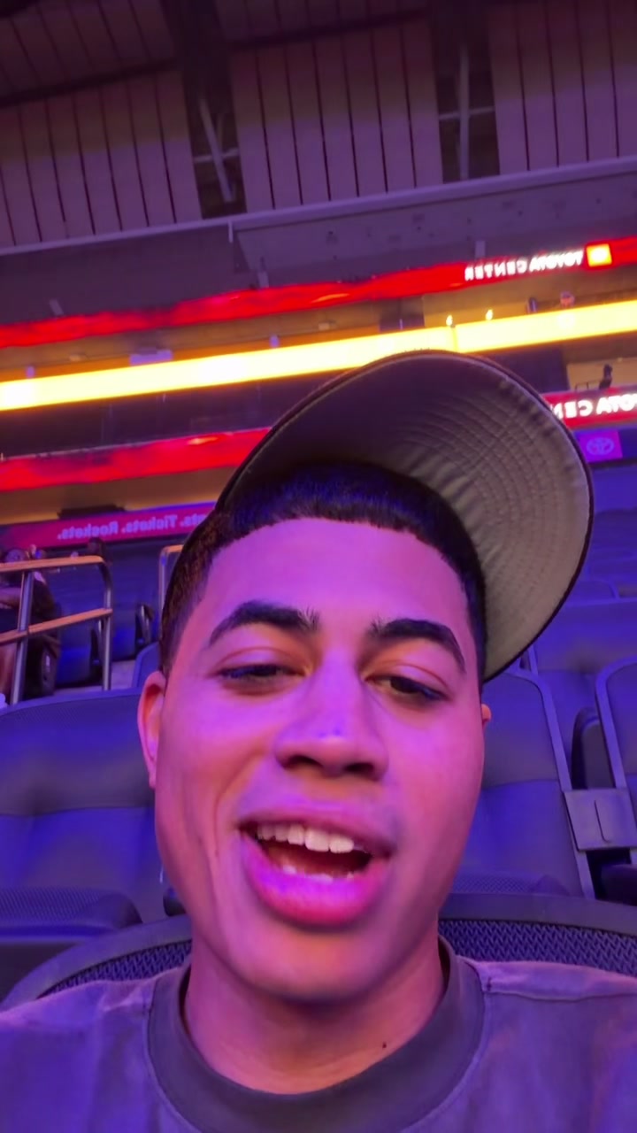 @withdahoodie_