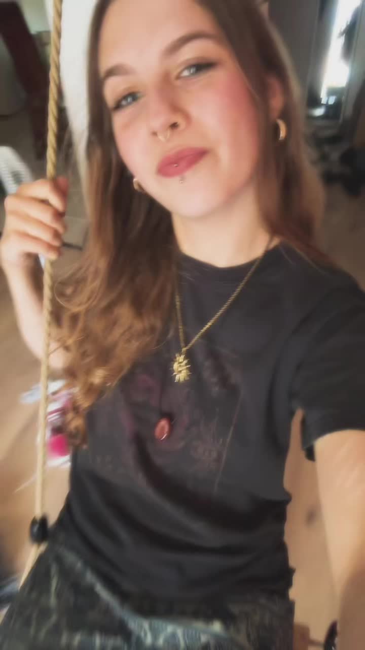 @Mia <3