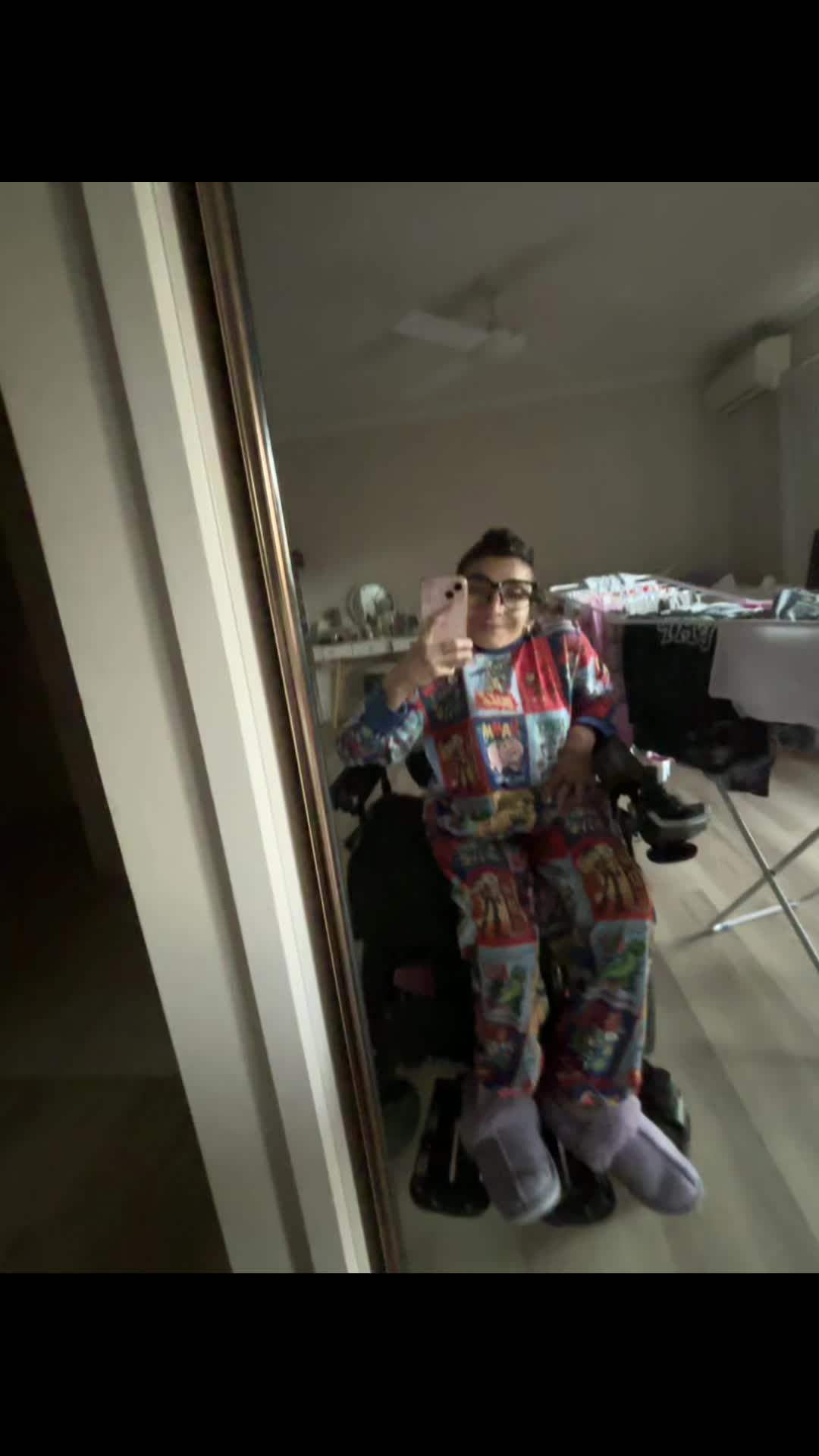@SmileySarah32 🤡