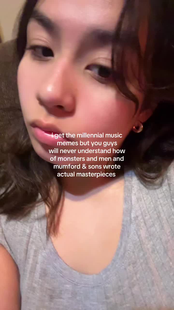 @☕️🪬🧃📔🪡👩🏽&zwj;🎨