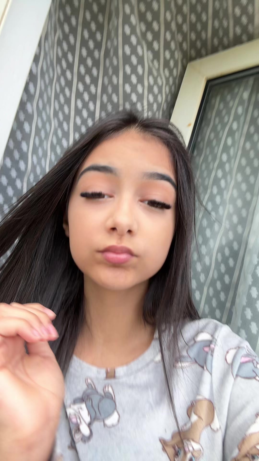 @🍬𝑨𝒏𝒂𝒊𝒔🍬