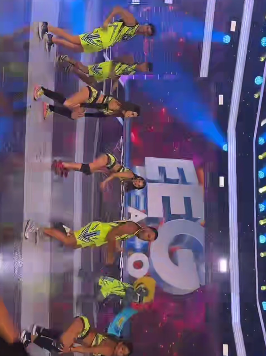 @Eeg y combatientes