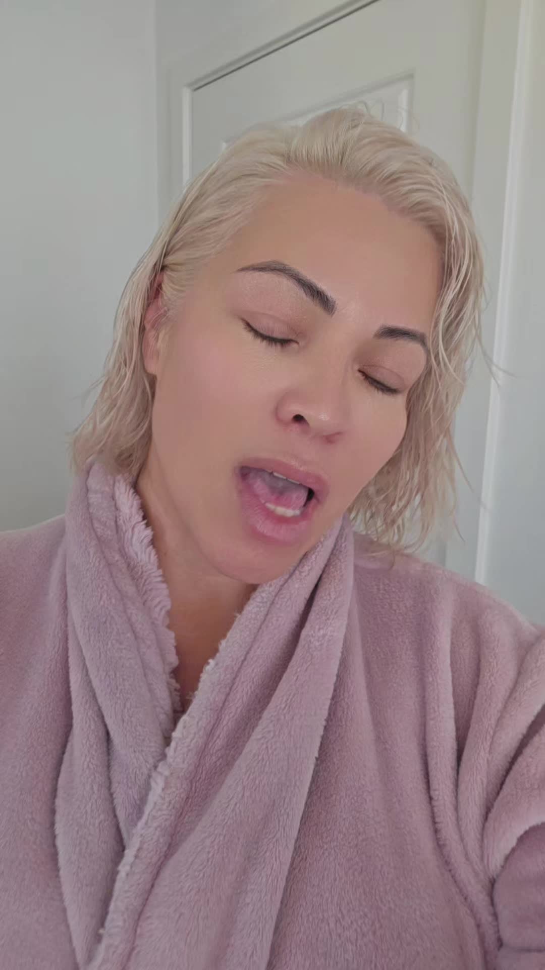 @Dee