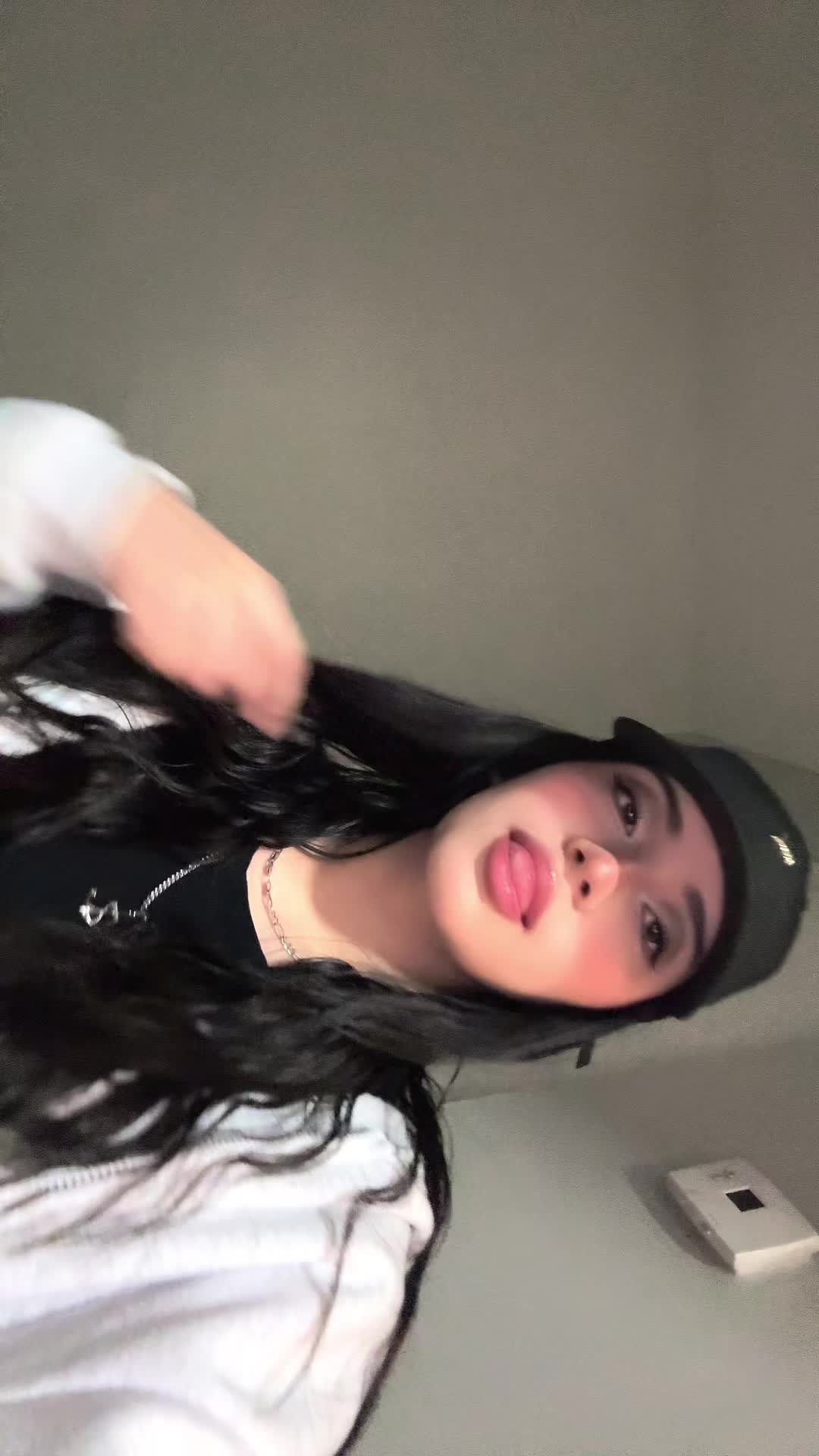 @Tifanny💓