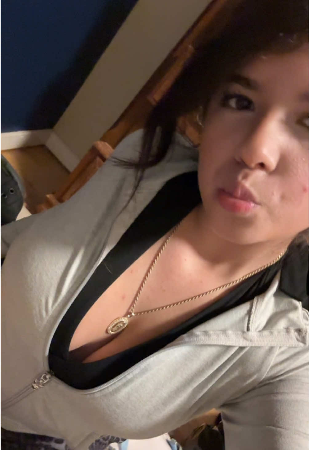@️